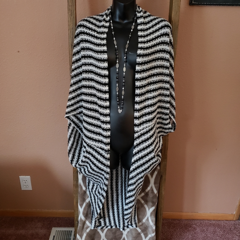 ⚡3 for $15. Dolman Sleeve Cardigan